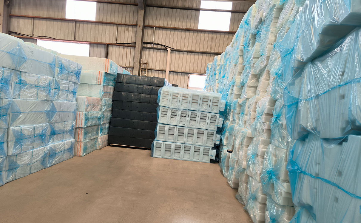 珍珠棉酒托, 貼絨布EPE珍珠棉板材, EVA復(fù)合EPE珍珠棉板材, 黑色EPE珍珠棉板材, XPE復(fù)合EPE內(nèi)襯, 玻璃器皿珍珠棉托盤, 黑龍江省珍珠棉生產(chǎn)廠家