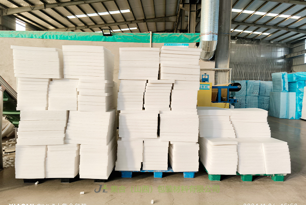 四川省珍珠棉板材-珍珠棉源頭生產(chǎn)廠家專業(yè)生產(chǎn)高密度珍珠棉板材、黑色珍珠棉板材、復(fù)合珍珠棉板材品質(zhì)無憂