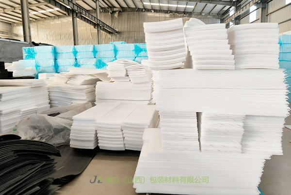 沁源珍珠棉板材-集合包裝專業(yè)生產(chǎn)珍珠棉板、高密度珍珠棉板材、復(fù)合珍珠棉板材可靠好品質(zhì)