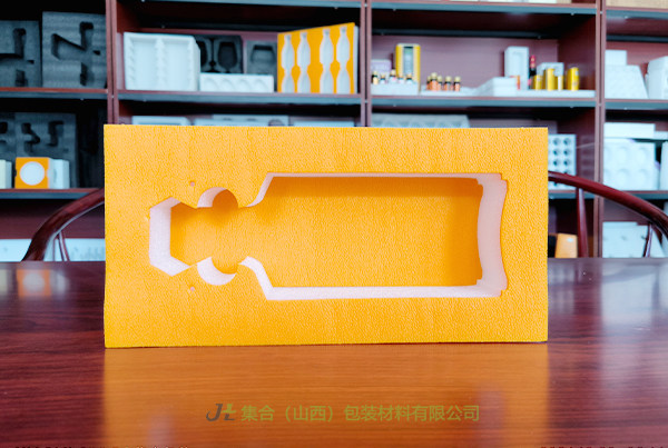 甘肅珍珠棉盒-珍珠棉廠家專業(yè)生產(chǎn)珍珠棉禮盒內(nèi)襯、EPE珍珠棉盒、EPE珍珠棉禮盒內(nèi)襯物美價優(yōu)