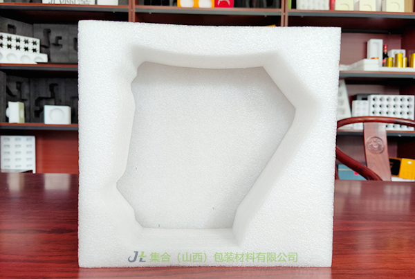 方山珍珠棉盒-太原珍珠棉廠專業(yè)生產(chǎn)珍珠棉禮盒內(nèi)襯、EPE盒、EPE禮盒內(nèi)襯品質(zhì)無憂