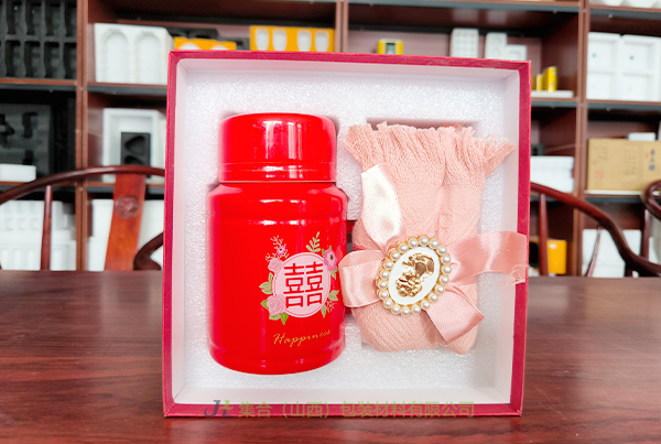 偏關(guān)珍珠棉盒-珍珠棉廠家專業(yè)生產(chǎn)珍珠棉禮盒內(nèi)襯、EPE禮盒內(nèi)襯、EPE珍珠棉盒廠家直銷(xiāo)