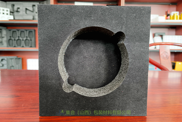 供應(yīng)昔陽(yáng)珍珠棉EPE-集合包裝專業(yè)生產(chǎn)白色珍珠棉板材、珍珠棉板、EPE支架工廠直發(fā)