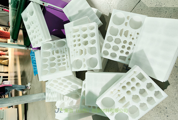 珍珠棉托盤, 珍珠棉支架, 珍珠棉內(nèi)襯, 珍珠棉盒, 珍珠棉水果托, 珍珠棉果托, 曲沃珍珠棉包裝定制