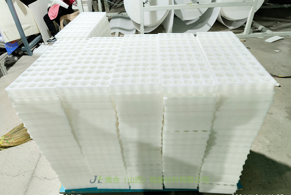 珍珠棉內(nèi)襯, 珍珠棉禮盒內(nèi)襯, 貼絨布珍珠棉內(nèi)襯, 貼卡紙珍珠棉內(nèi)襯, IXPE復(fù)合珍珠棉內(nèi)襯, XPE復(fù)合珍珠棉內(nèi)襯, 甘肅珍珠棉內(nèi)襯