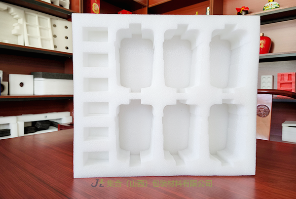 昔陽(yáng)珍珠棉雞蛋托-太原珍珠棉廠專業(yè)生產(chǎn)珍珠棉托盤、珍珠棉雞蛋托、珍珠棉酒托工廠直發(fā)