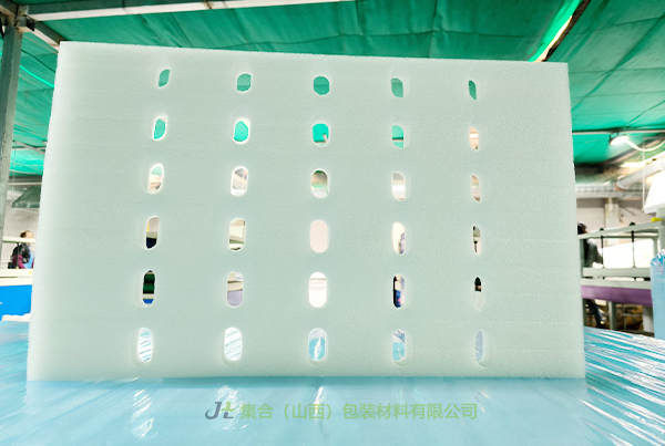 侯馬珍珠棉支架-太原珍珠棉廠家專業(yè)生產(chǎn)珍珠棉支架、EPE珍珠棉支架、電腦珍珠棉支架原廠直售